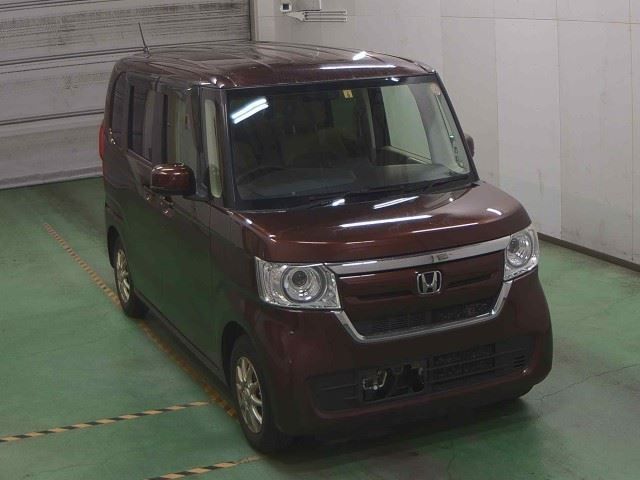 9006 HONDA N BOX JF3 2018 г. (JU Niigata)